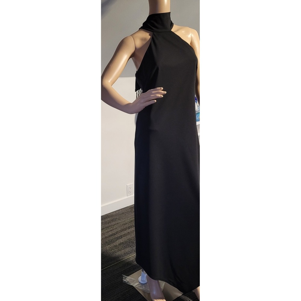 Scene Ladies Black Elegant Long Dress Size 7/8 With Beading Accent and V Hem - Picture 4 of 9